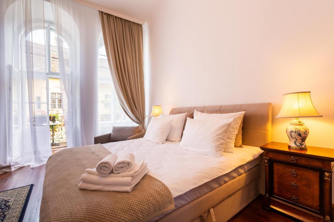St Andrew'S Apartments Sibiu Esterno foto